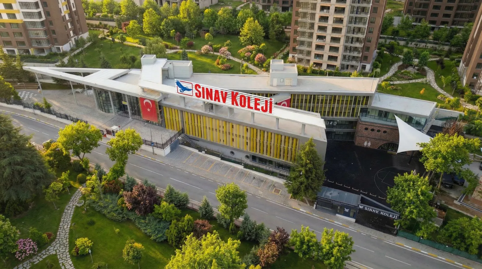 Sınav Koleji Yenimahalle Lise Kampüsü dış görünüm