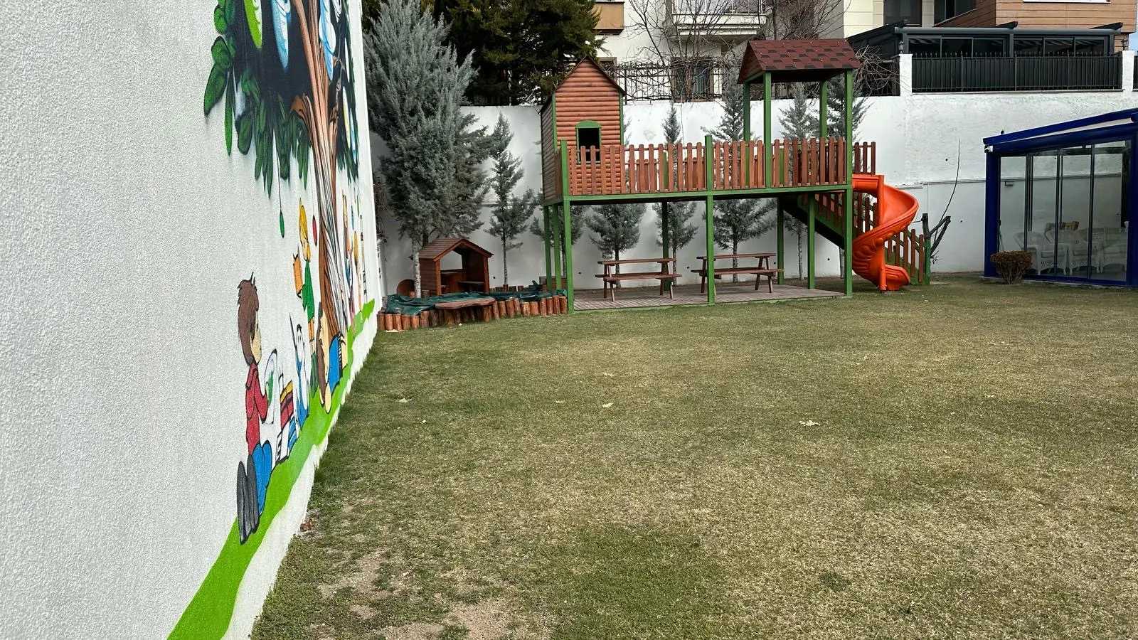 Alem Çocuklar Eğitim Kurumları dış görünüm