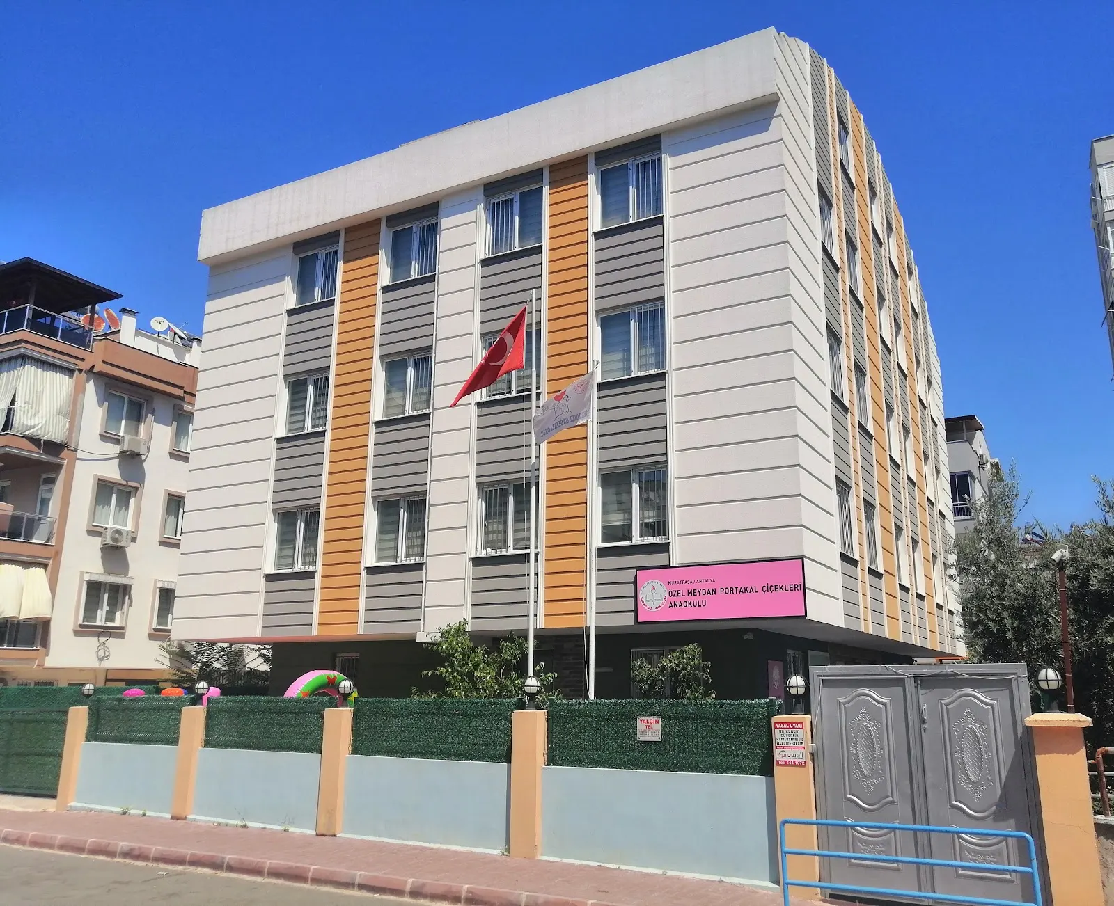 İsabet Okulları Antalya Portakal Çiçekleri Anaokulu dış görünüm