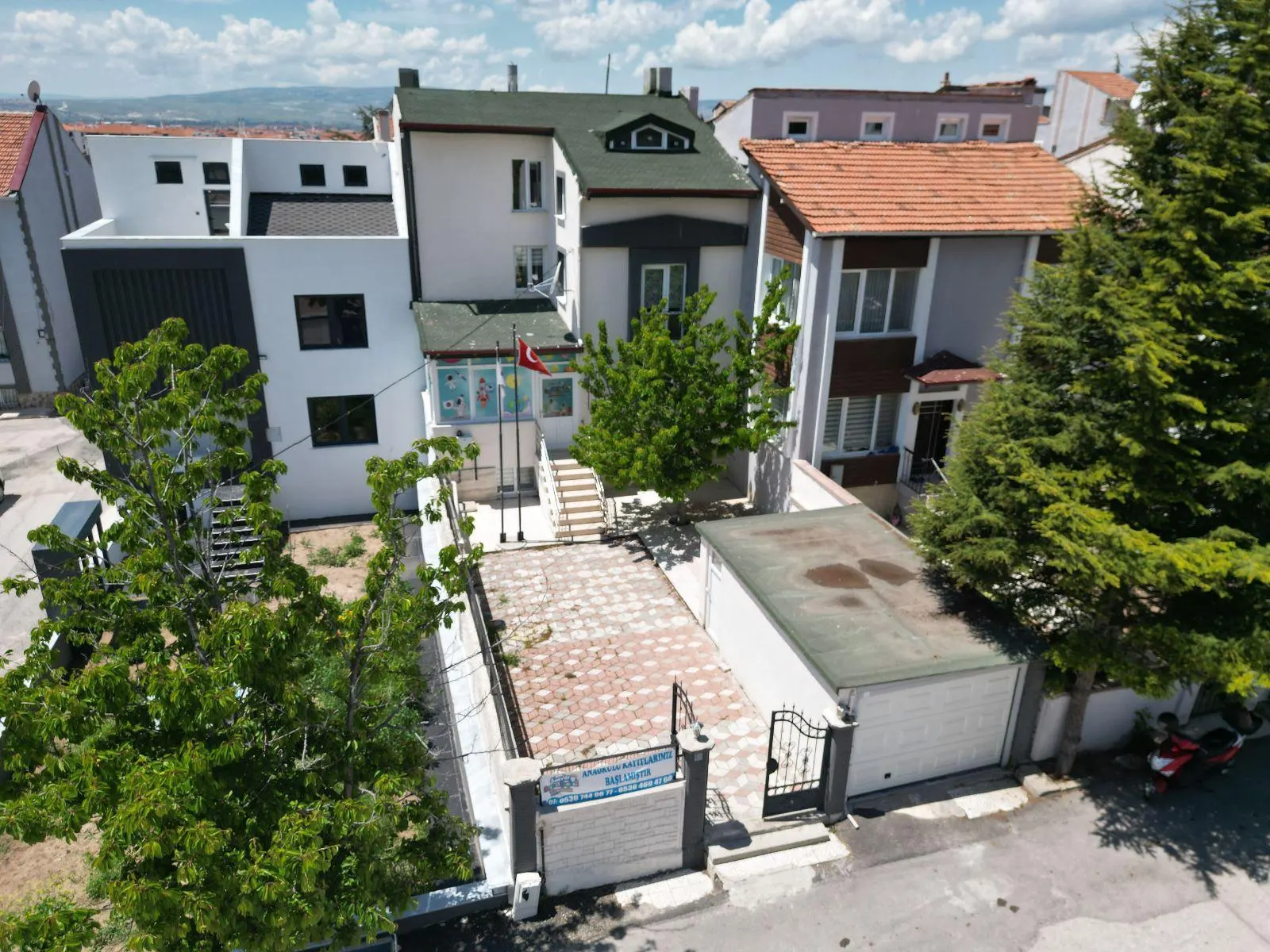 Gülveren Binevler Beyazzambak Anaokulu dış görünüm
