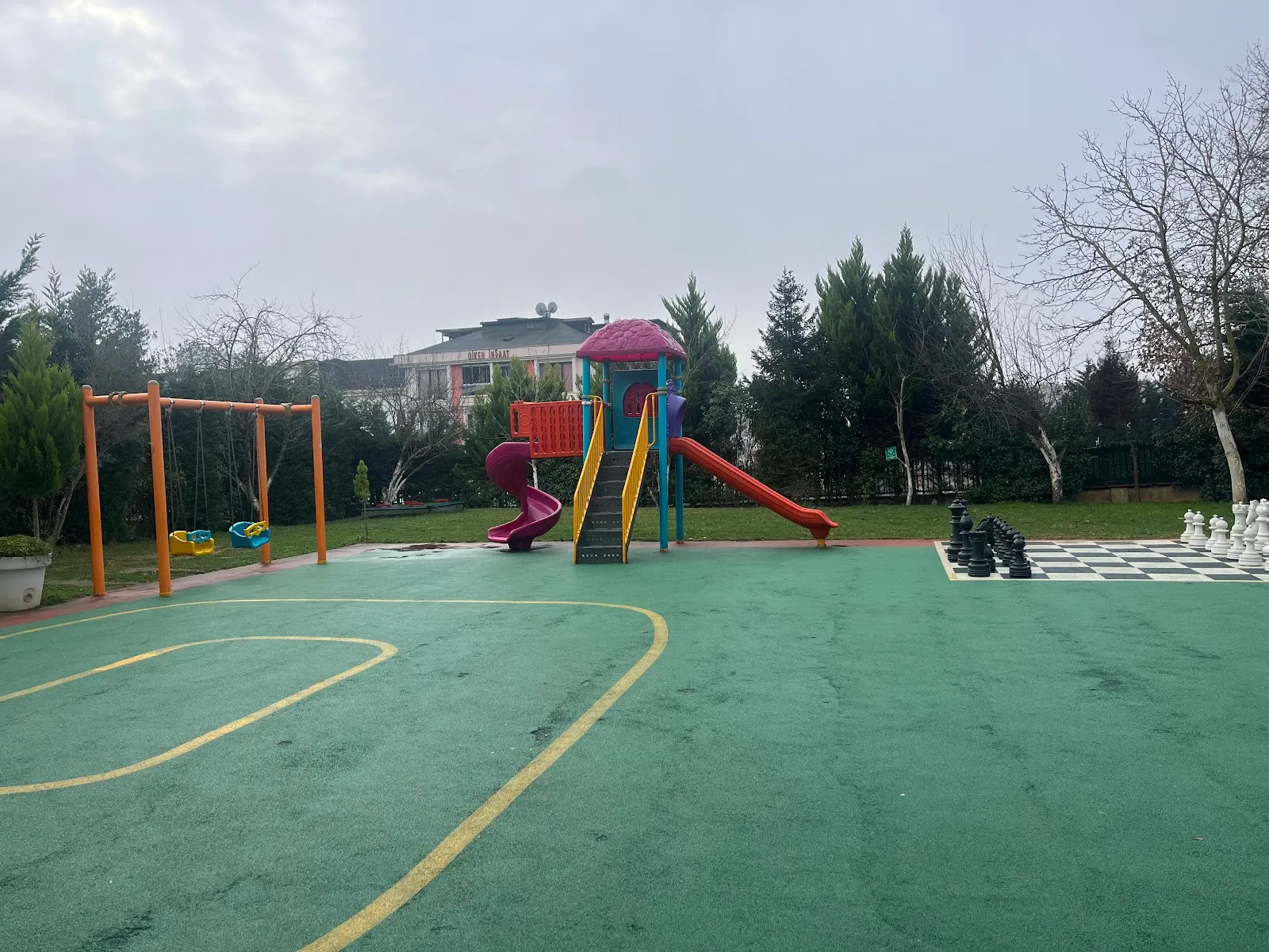 Çekmeköy Bilfen Anaokulu dış görünüm