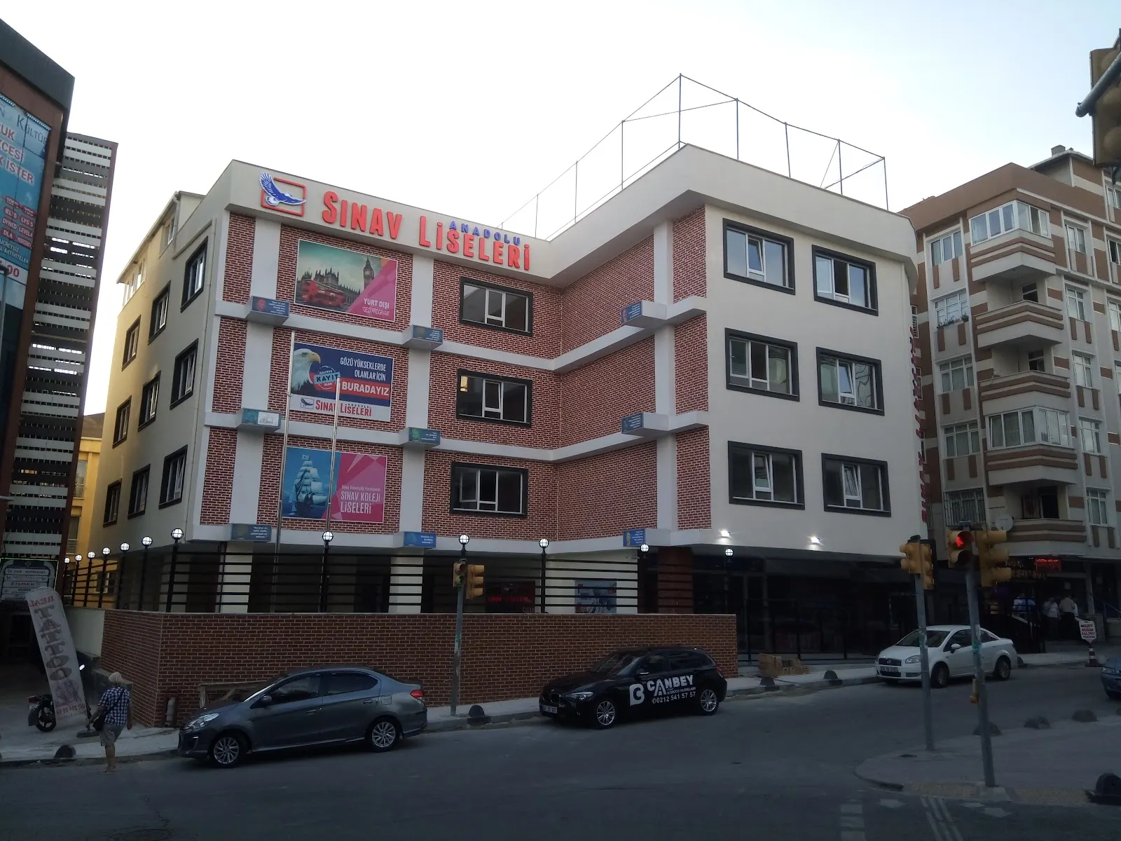Sınav Koleji Küçükçekmece Kampüsü dış görünüm
