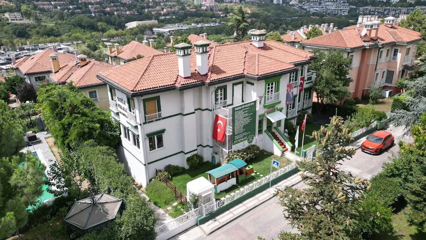 Doğa Koleji Bahçeşehir Anaokulu dış görünüm