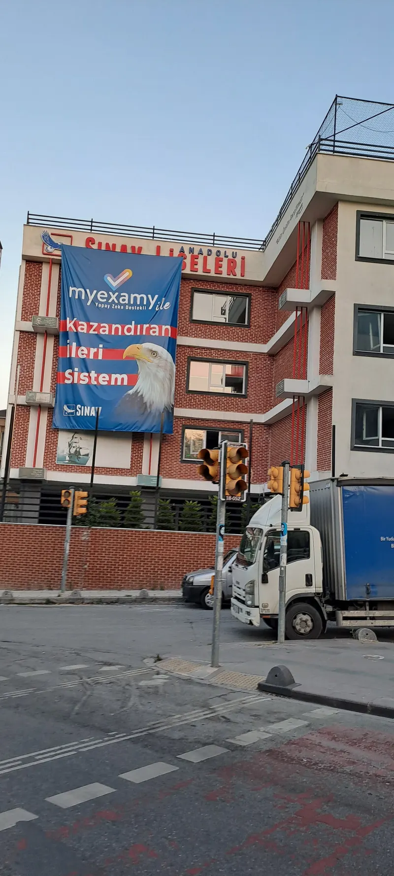 Sınav Koleji Küçükçekmece Kampüsü fotoğrafı 4