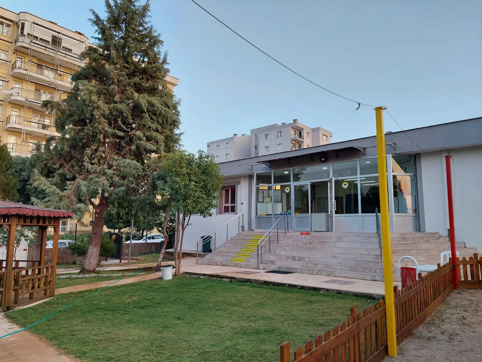 AKD Kids Kemalpaşa Anaokulu dış görünüm