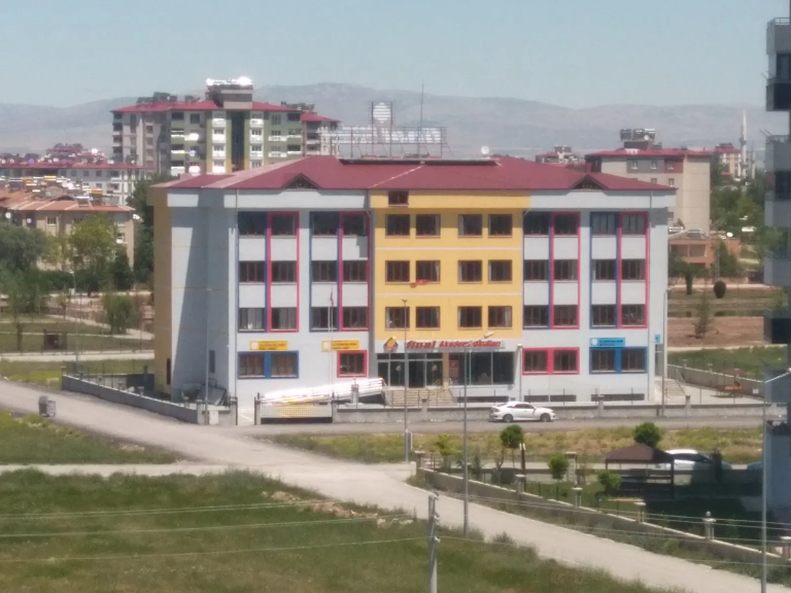 Final Akademi Elbistan Kampüsü dış görünüm