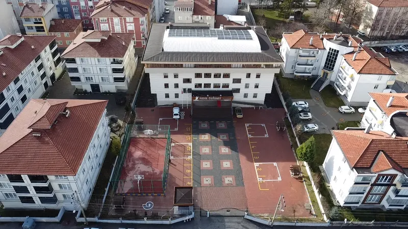 İsabet Okulları Kadir Özkanat Kampüsü fotoğrafı 2