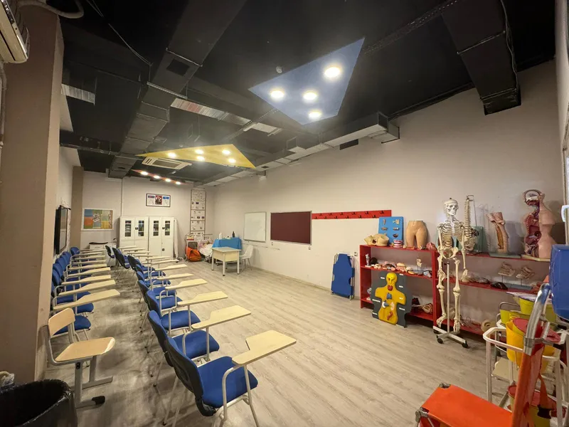 Kayra Menemen Kampüsü fotoğrafı 14
