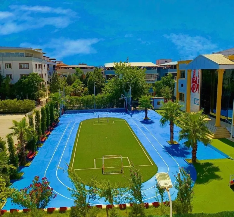 Kent Eğitim Turgutlu Kampüsü dış görünüm
