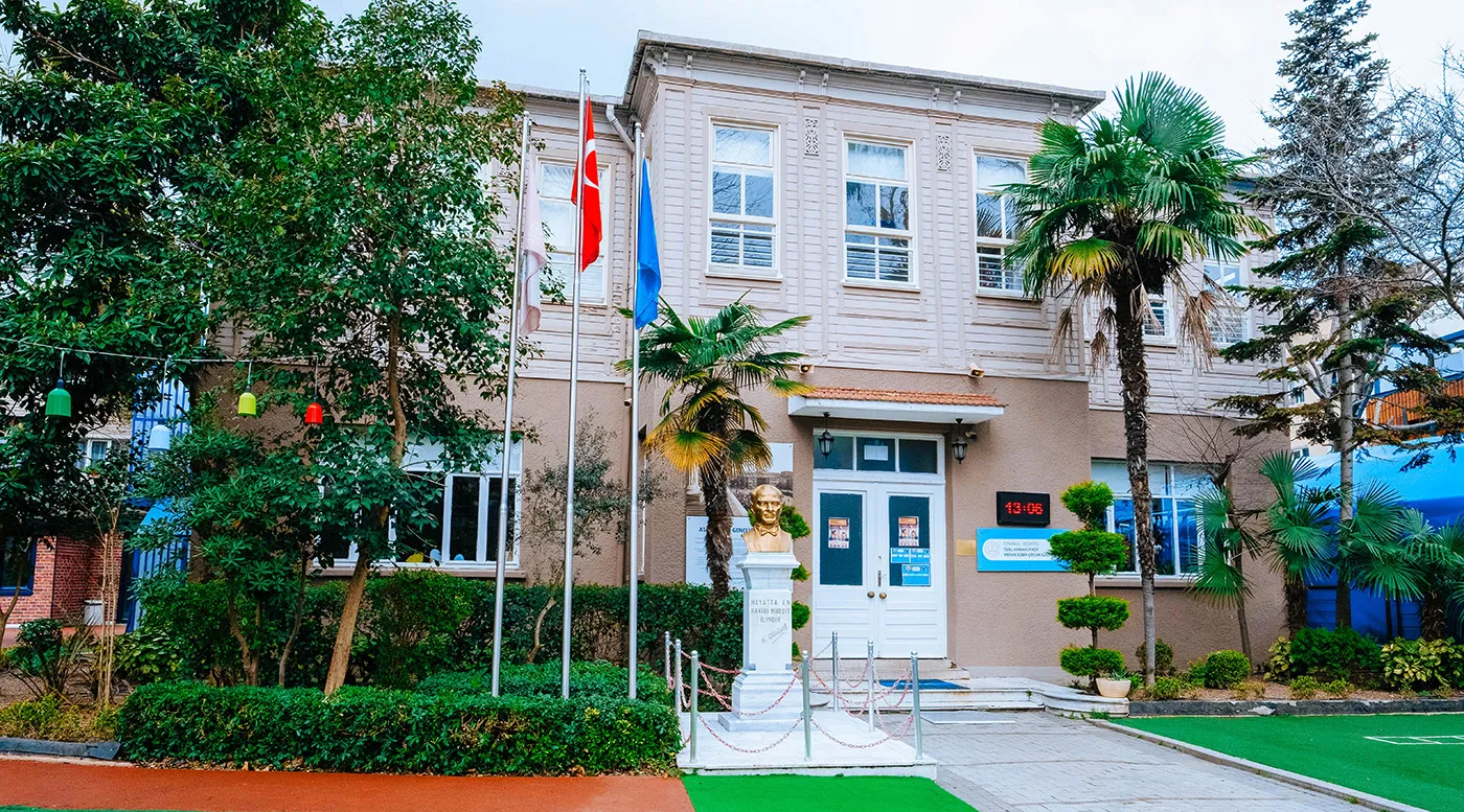 BÜMED MEÇ Okulları dış görünüm