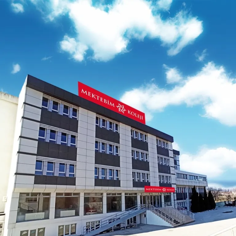 Mektebim Koleji Bilecik Bozüyük Kampüsü dış görünüm