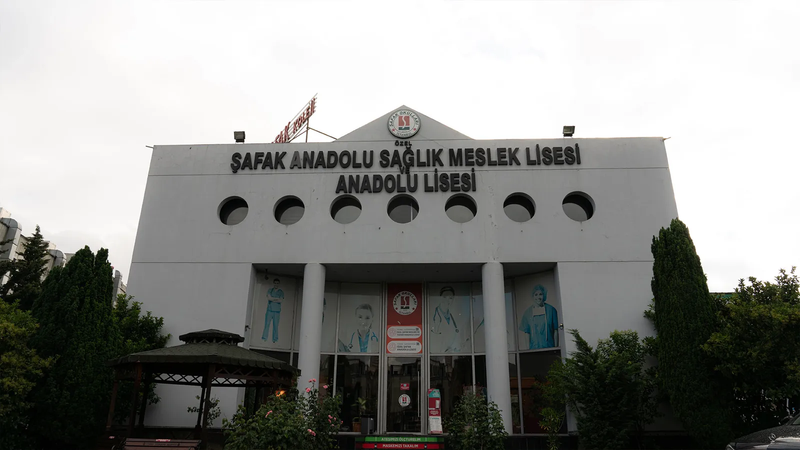 Şafak Elmabahçe Kampüsü dış görünüm