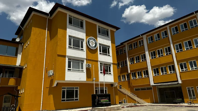 İbrahim Arı Yamaçtepe Kampüsü fotoğrafı 3