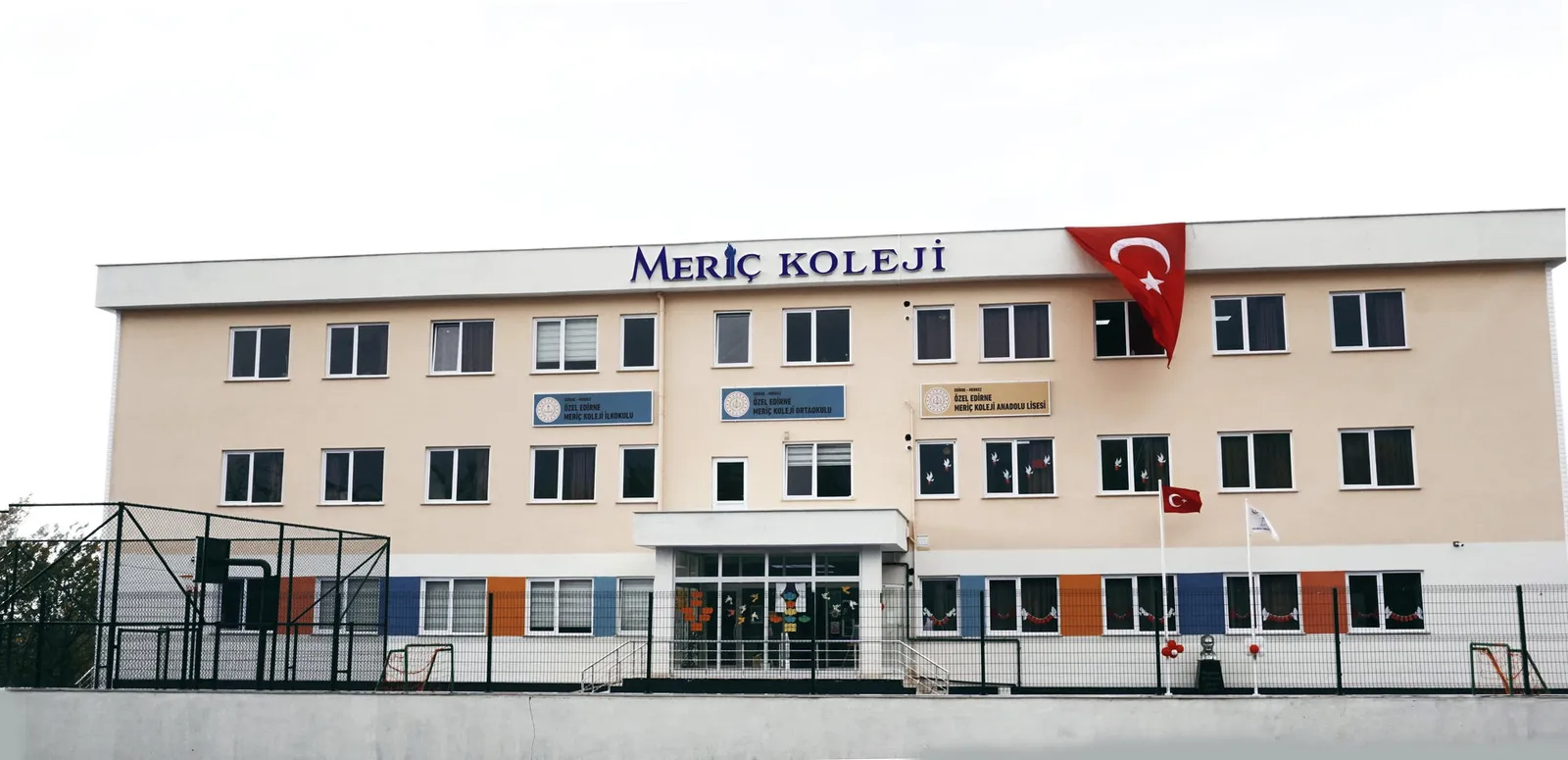 Meriç Koleji dış görünüm