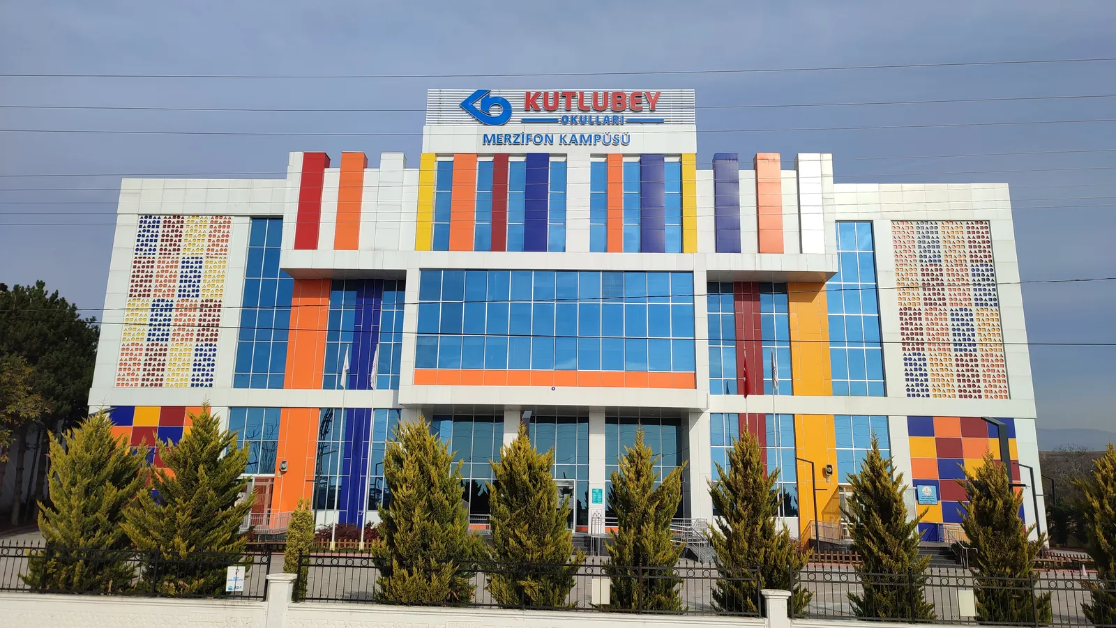 Kutlubey Merzifon Kampüsü dış görünüm