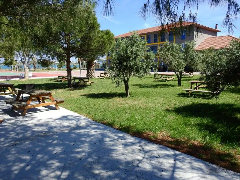 Uğur Okulları Balıkesir Ayvalık Kampüsü fotoğrafı 2
