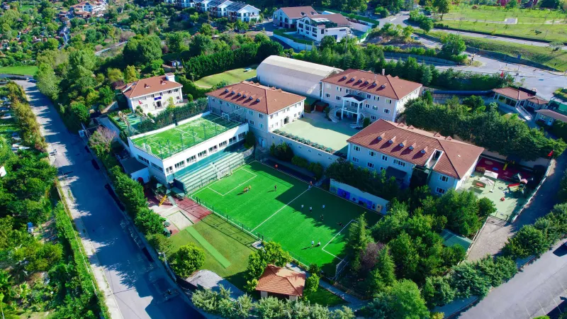 British International School Istanbul fotoğrafı 2