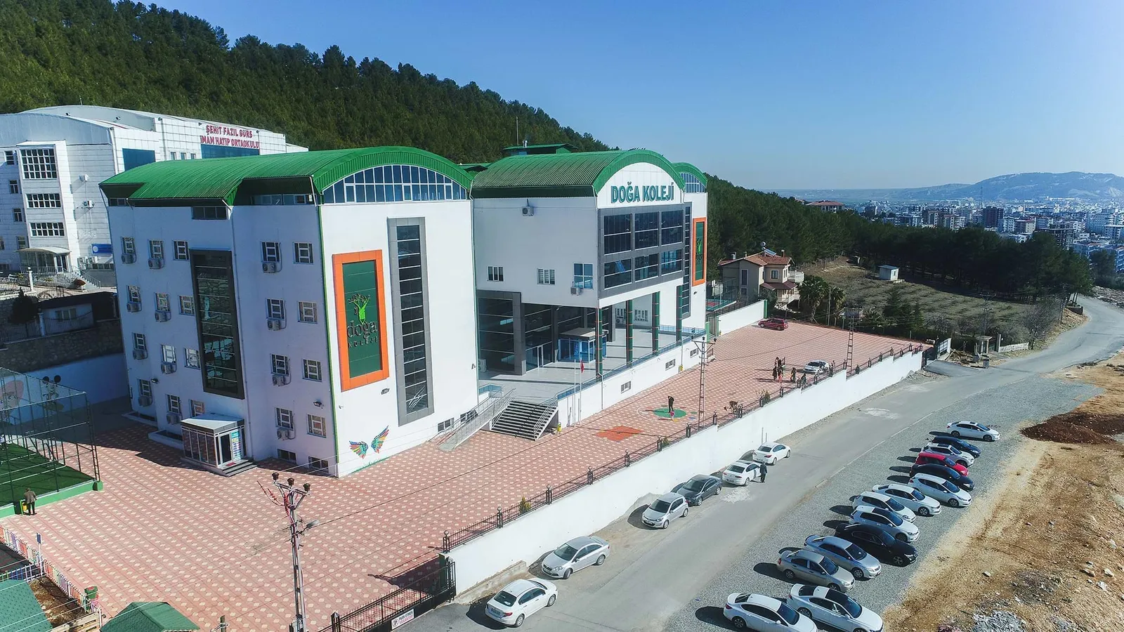Doğa Koleji Adıyaman Kampüsü dış görünüm