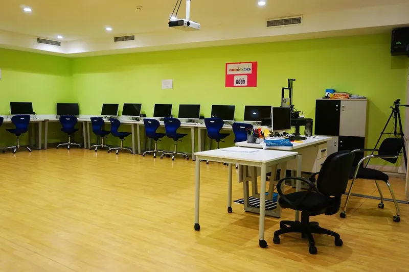 Istanbul International School Çamlıca Ortaokul-Lise Kampüsü fotoğrafı 6