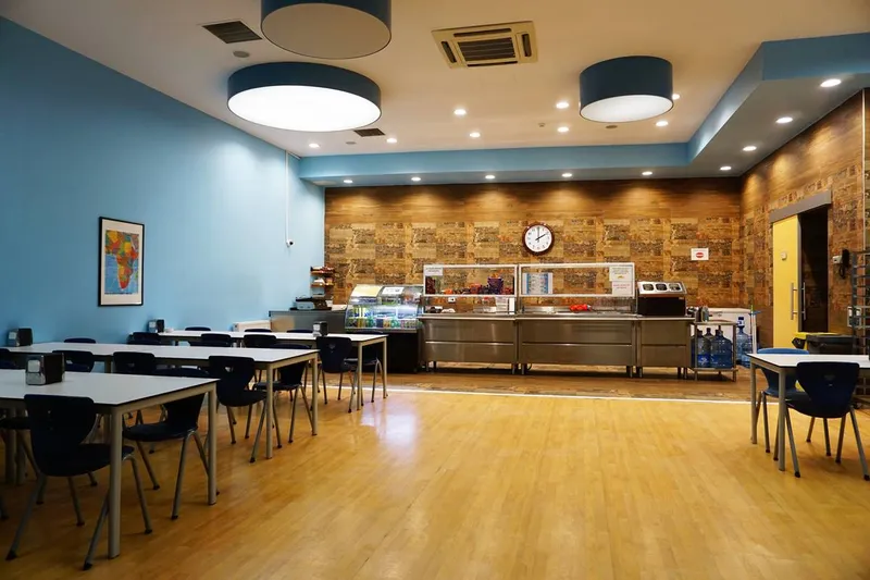 Istanbul International School Çamlıca Ortaokul-Lise Kampüsü fotoğrafı 8