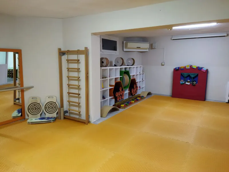 Neşe Erberk Bornova Anaokulu fotoğrafı 15