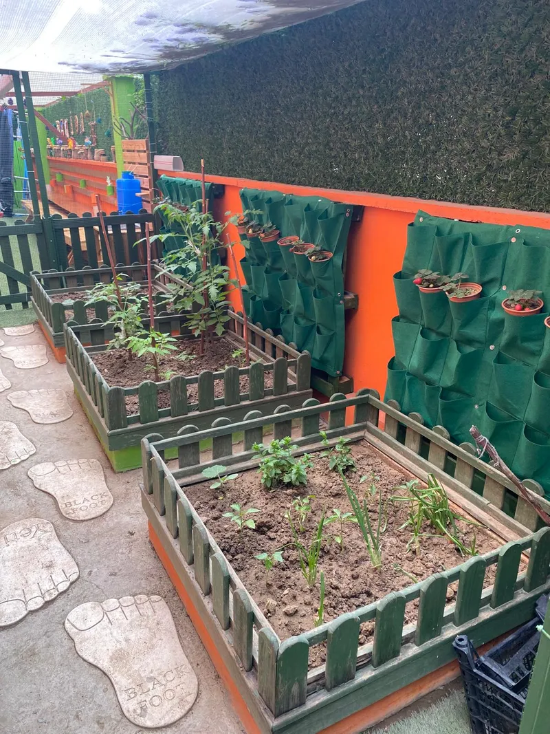 Neşe Erberk Bornova Anaokulu fotoğrafı 9