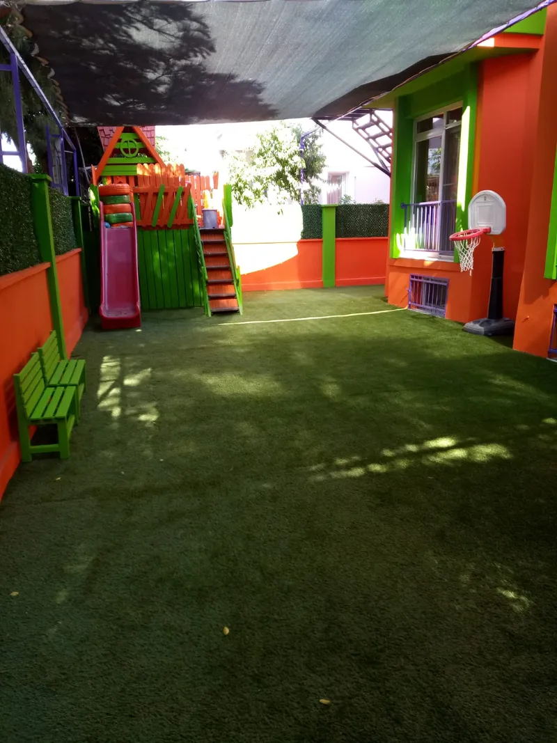 Neşe Erberk Bornova Anaokulu fotoğrafı 6