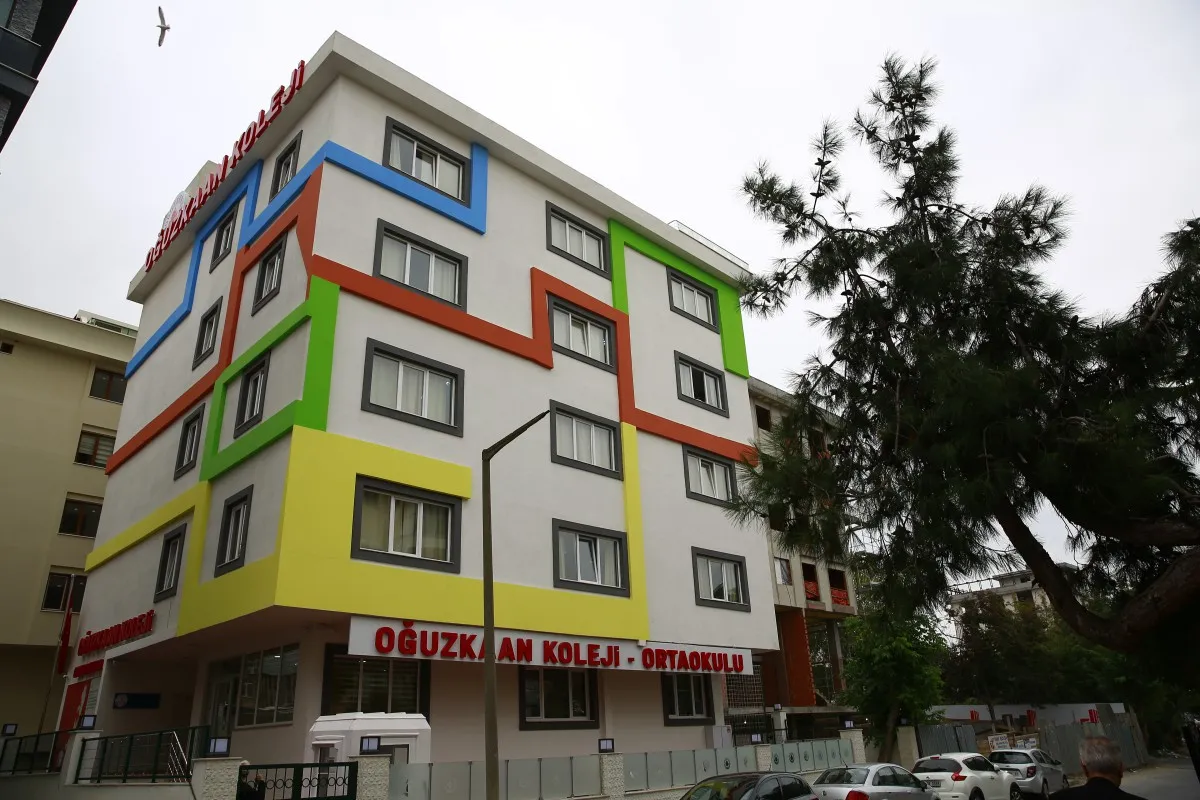 Oğuzkaan Koleji Bakırköy Ortaokul Kampüsü dış görünüm